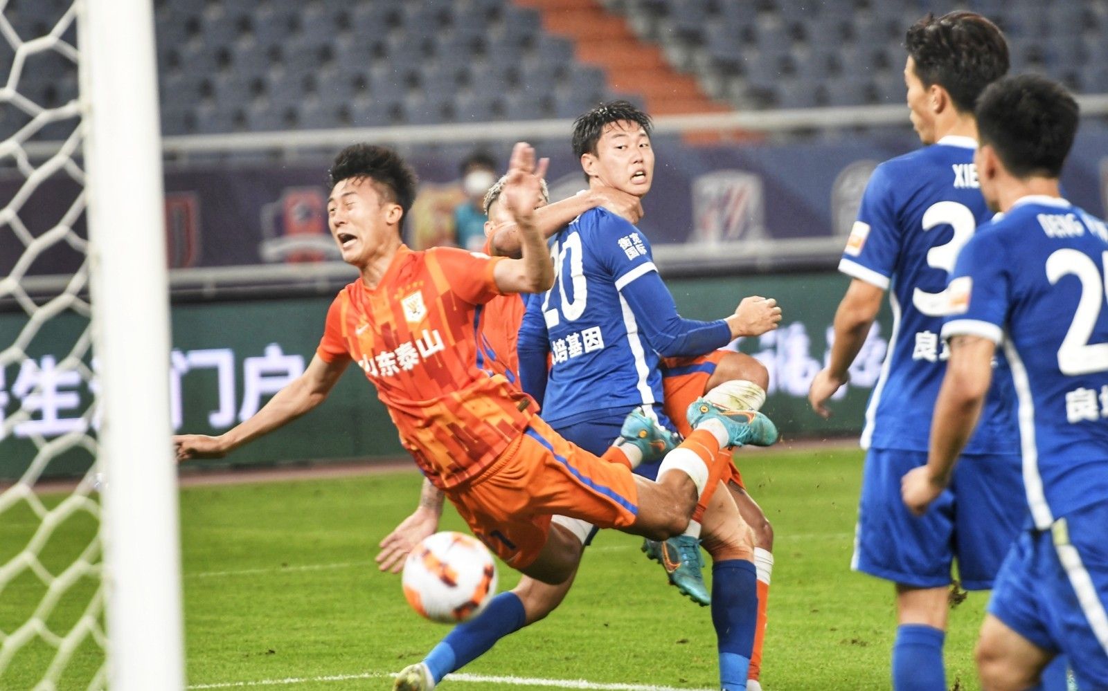 意媒：尤文冬窗很难签下贝尔纳韦，其3千万身价是主要障碍