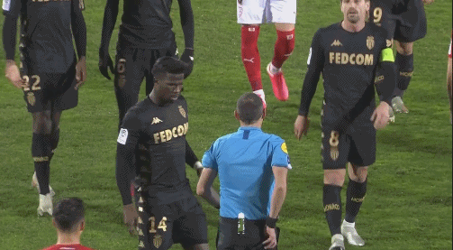 东体：足协要求所有女足国脚踢完全运会后立刻赶往国家队报到